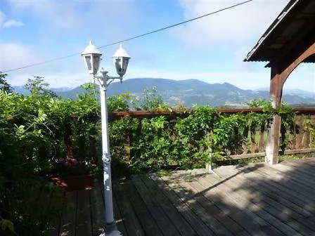 Vakantiehuis Les Tinons *